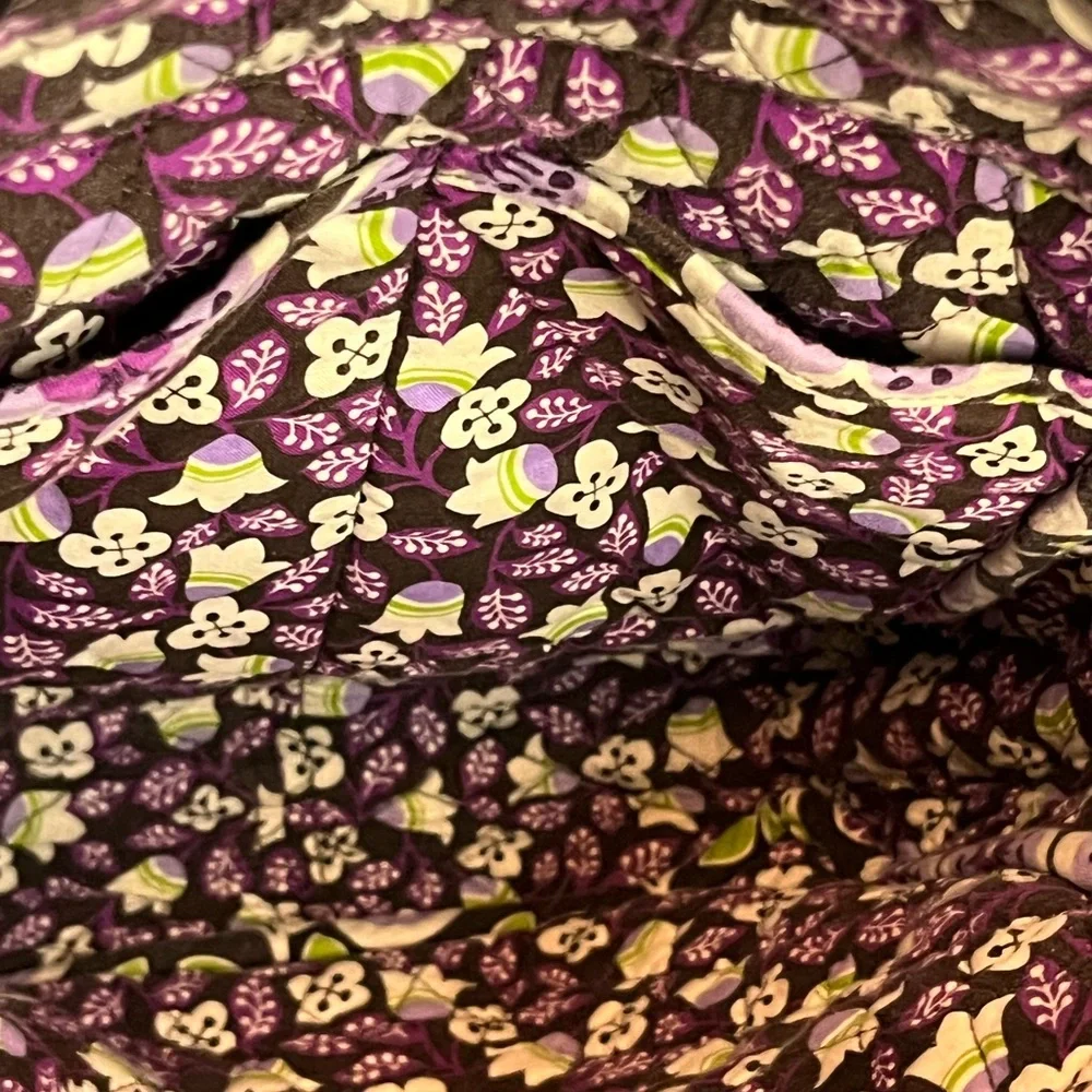 Vera Bradley Discontinued Plum Petal Floral Purple /Green /Black Backpack EUC - Picture 10 of 16